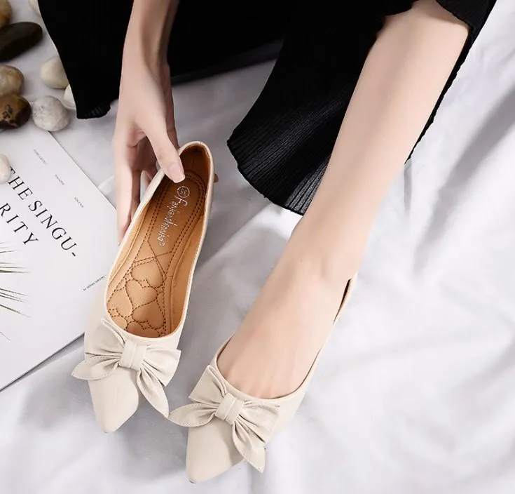 Cosy Bowknot Solid Color Soft Bottom Flat Shoes