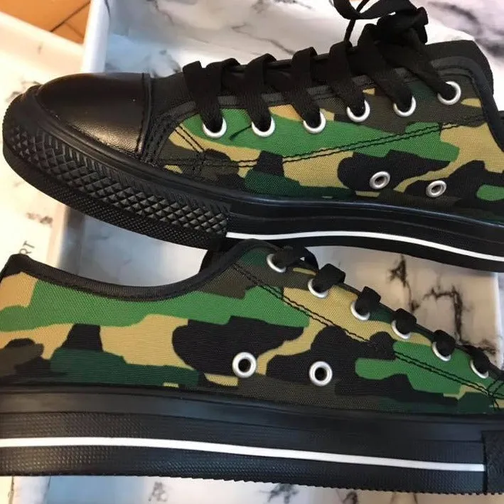 Green Camo Men's Sneakers, Best Camouflage Military Army Running Low Top Sneakers Shoes (US Size 7-14)