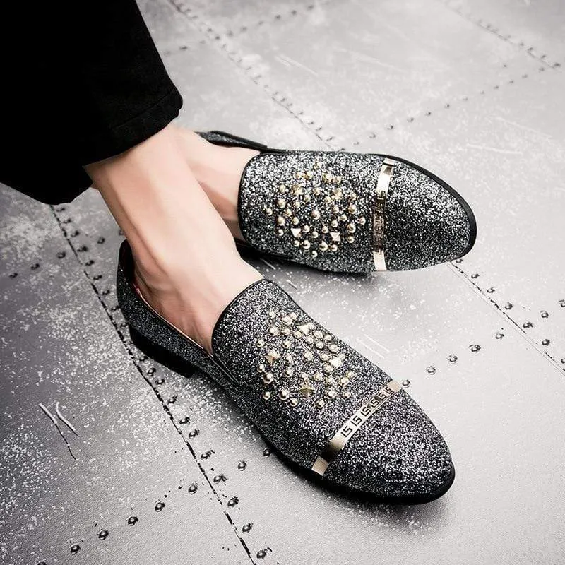 Men's Spiked Rivets Loafers decorated with Rhinestone