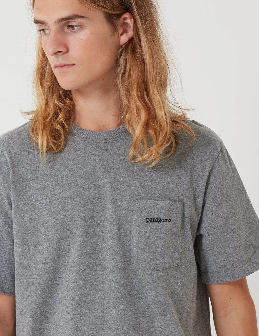 Patagonia Line Ridge Logo Pocket Responsibili-­Tee T­-Shirt - Gravel Heather Grey